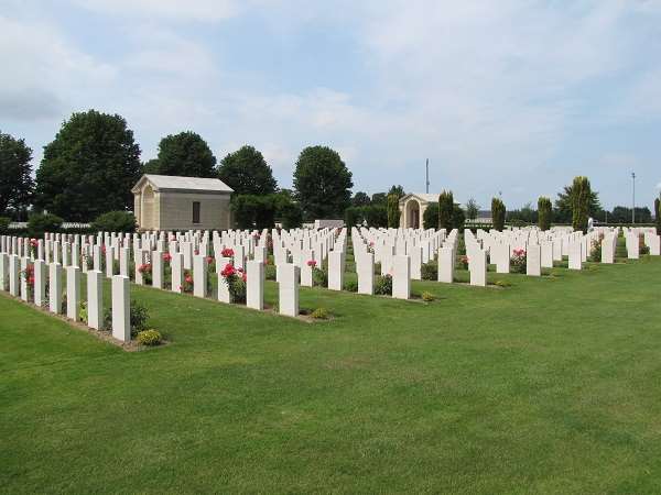 Cimetiere militaire britannique